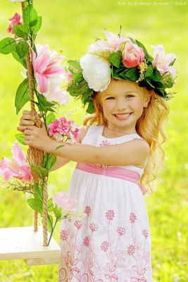 Ramo Flores Hungría, Comprar Flores Online, Floristerías en A Coruña, Flores para Regalar, Floristería Online, Floristas Profesionales, Envío de Flores